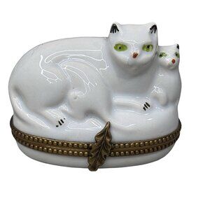 Limoges White Cat Kitten Green Eyes Family Porcelain Trinket Box France RARE